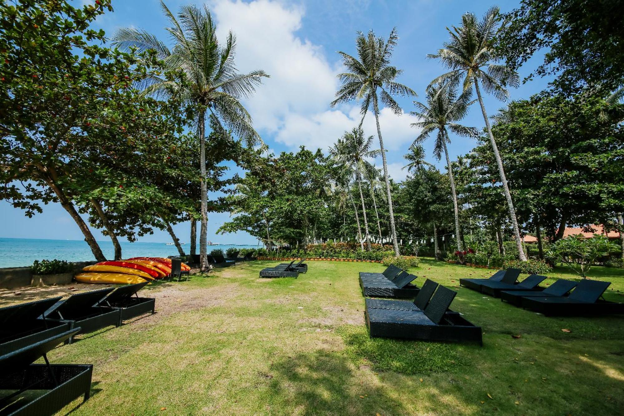 Blue Bay Resort - Access To Pool And Beach-Phuket & Krabi Ko Yao Yai Exterior photo The beach at the resort