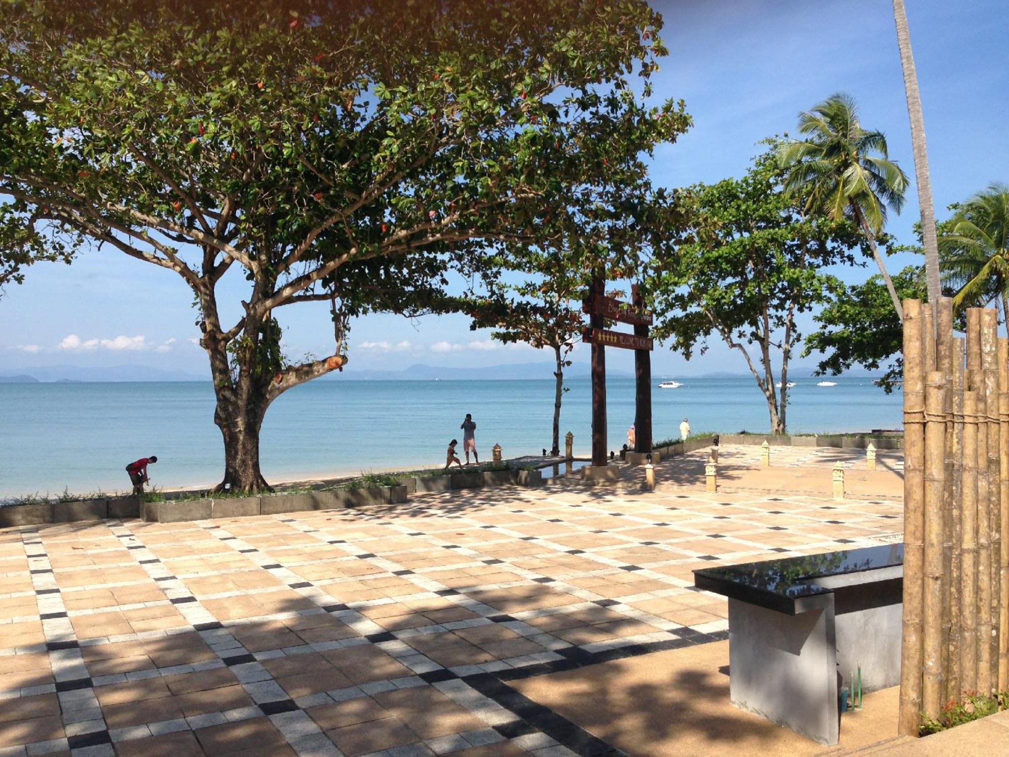 Blue Bay Resort - Access To Pool And Beach-Phuket & Krabi Ko Yao Yai Exterior photo The beach at the resort