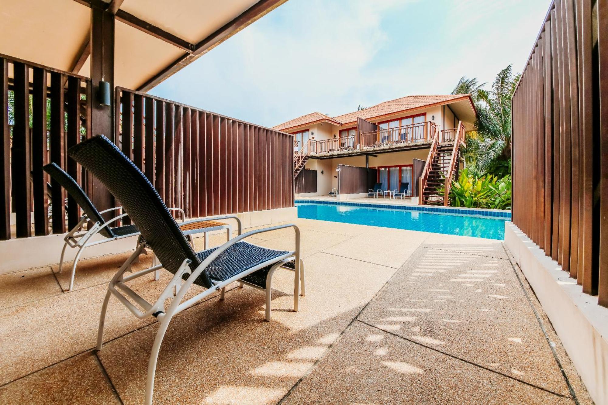 Blue Bay Resort - Access To Pool And Beach-Phuket & Krabi Ko Yao Yai Exterior photo The swimming pool at the resort
