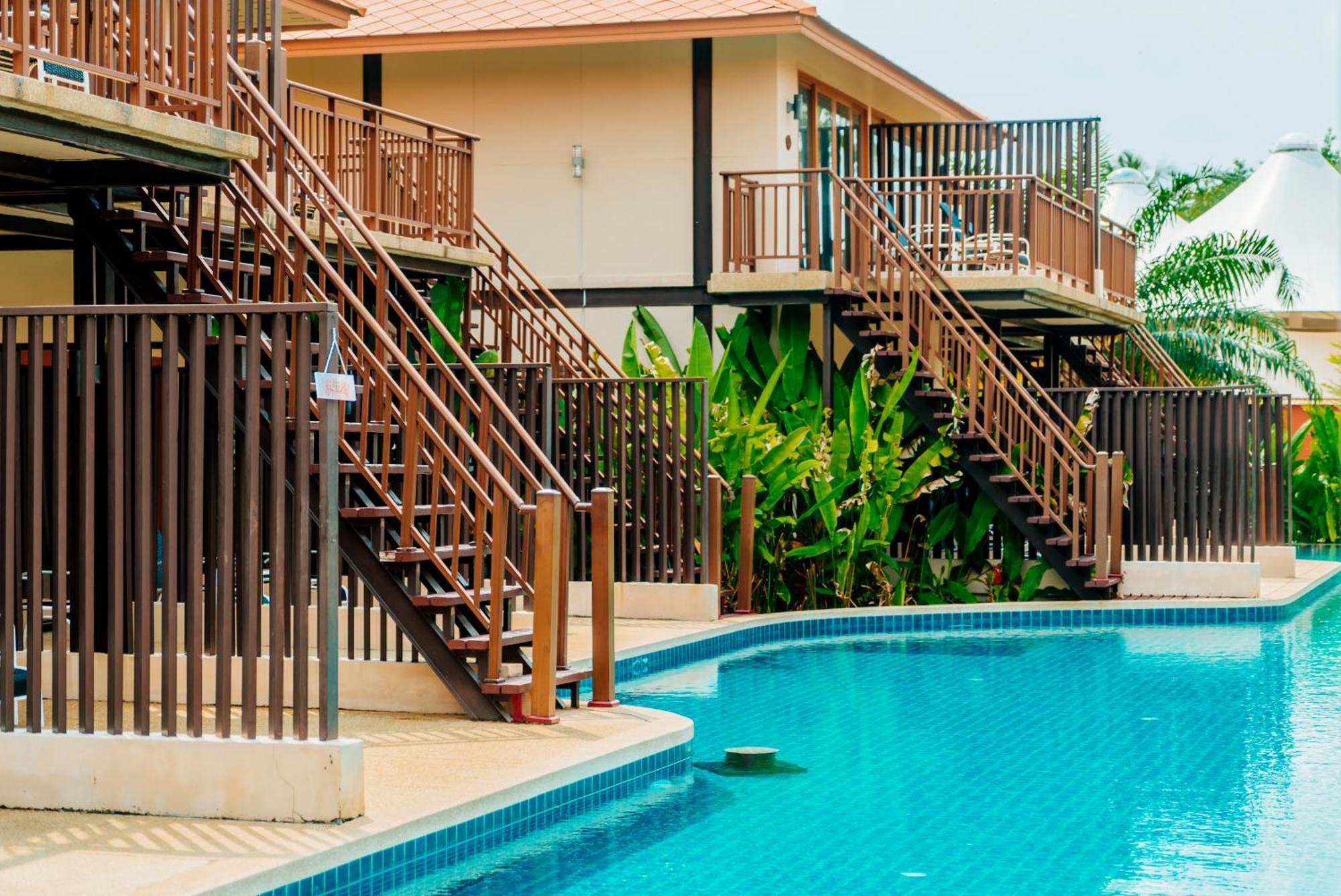 Blue Bay Resort - Access To Pool And Beach-Phuket & Krabi Ko Yao Yai Exterior photo The swimming pool at the resort